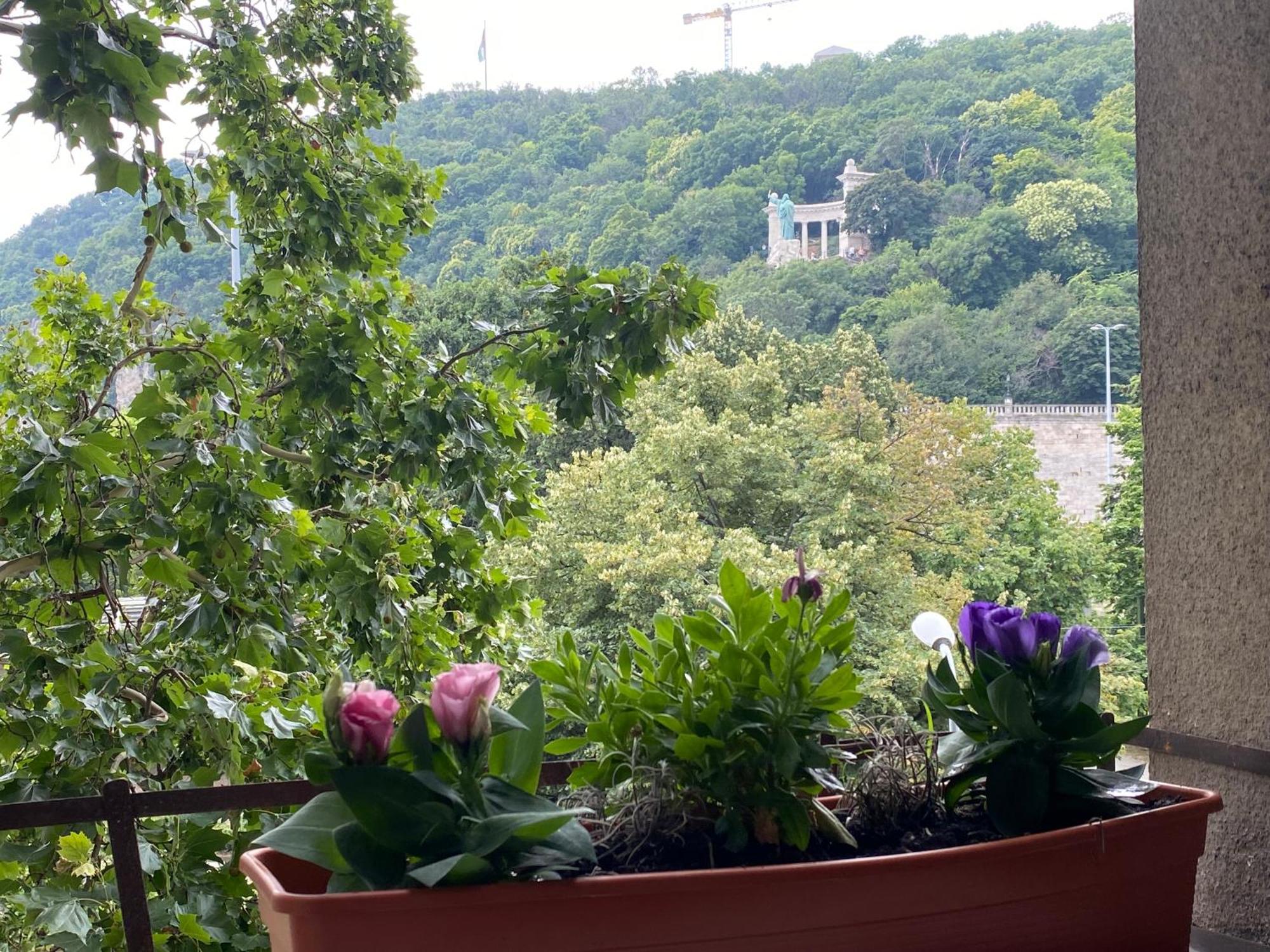 Major Apartman Budapest Esterno foto